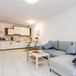 Apartament Rosa W Kolobrzegu Przy Latarni